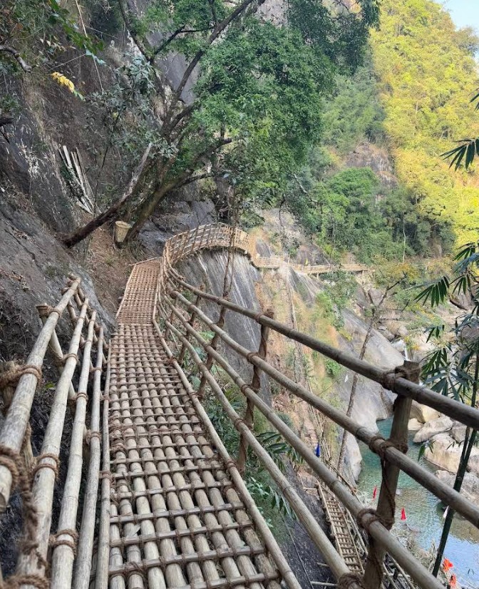 Mawryngkhang Trek
